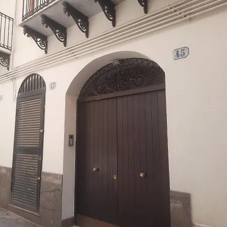 Peri Peri House - Centro Apartment